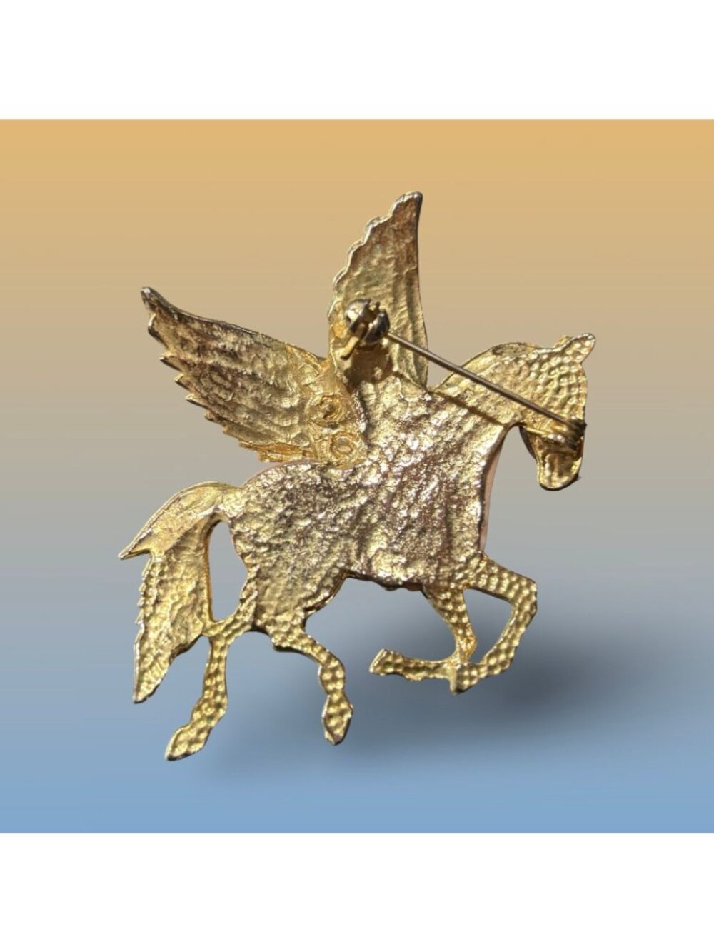 Pegasus Pink Lucite Statement Brooch Pin Attributed Hattie Carnegie Gift Vintage - Picture 10 of 10
